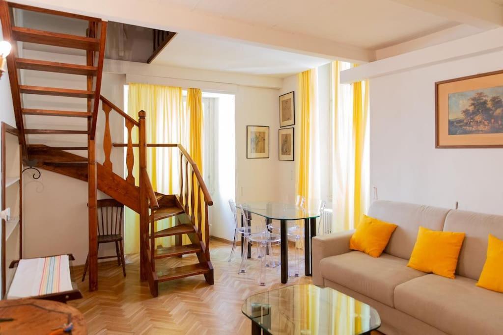 Charming 1Br Apartment 佛罗伦萨 外观 照片